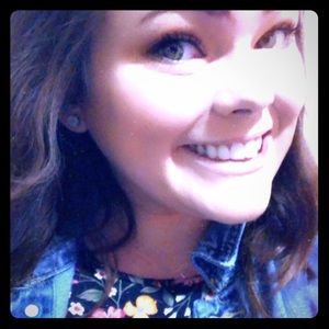 Meet your posher! 🍩